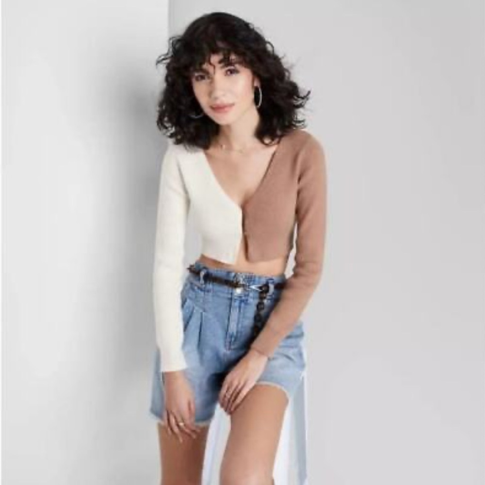 Half and half brown and white ribbed long sleeve